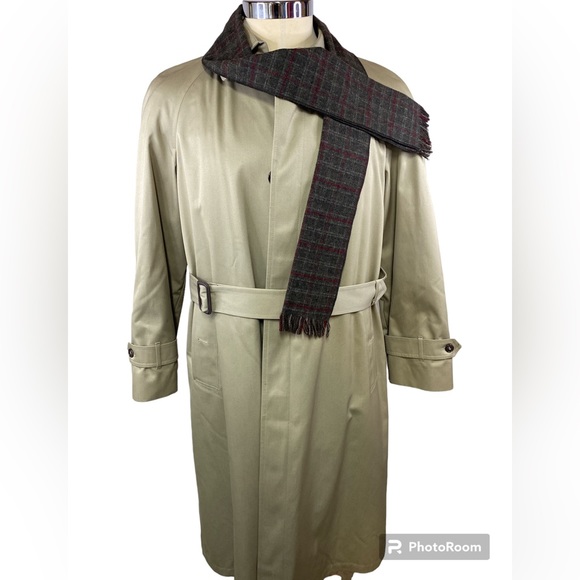 London Fog Other - London Fog Khaki Colored Trenchcoat with Scarf and Belt Men’s 42 Long